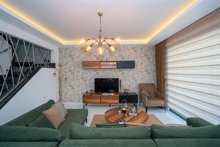 مجمع سكني بخدمات 5 نجوم - دوبلكس فاخرة - تصميم 2 غرف وصالة - في كارجي جاك / الانيا 