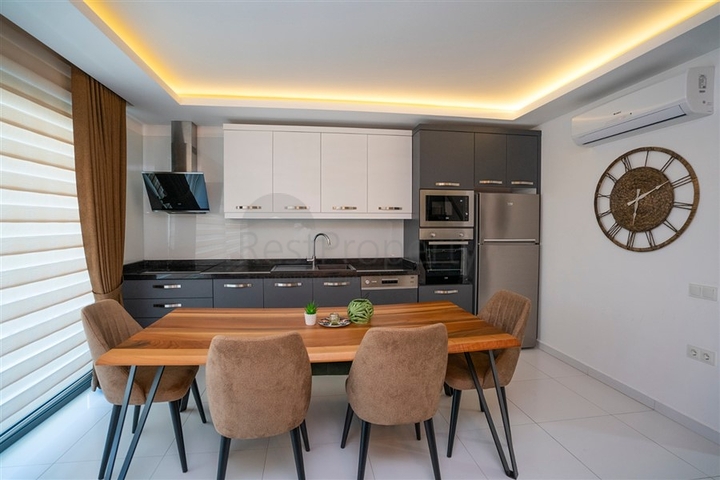 مجمع سكني بخدمات 5 نجوم - دوبلكس فاخرة - تصميم 2 غرف وصالة - في كارجي جاك / الانيا 