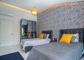 مجمع سكني بخدمات 5 نجوم - دوبلكس فاخرة - تصميم 2 غرف وصالة - في كارجي جاك / الانيا 