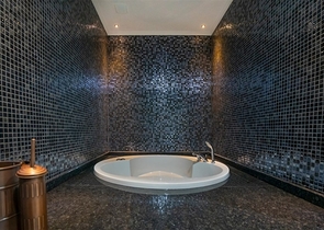 مجمع سكني بخدمات 5 نجوم - دوبلكس فاخرة - تصميم 2 غرف وصالة - في كارجي جاك / الانيا 