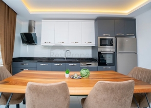 مجمع سكني بخدمات 5 نجوم - دوبلكس فاخرة - تصميم 2 غرف وصالة - في كارجي جاك / الانيا 