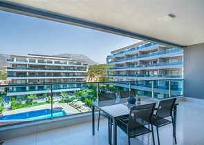 مجمع سكني بخدمات 5 نجوم - دوبلكس فاخرة - تصميم 2 غرف وصالة - في كارجي جاك / الانيا 