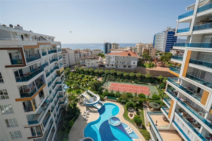 اطلالة بحر - شقة غرفة وصالة - ضمن مجمع 5 نجوم - في منطقة توسمور / الانيا 