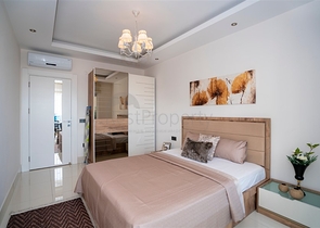 اطلالة بحر - شقة غرفة وصالة - ضمن مجمع 5 نجوم - في منطقة توسمور / الانيا 