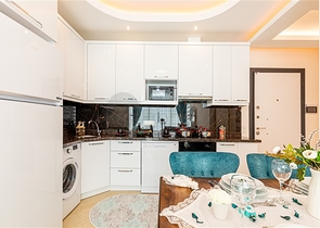 مجمع بخدمات 5 نجوم - شقة مفروشة تصميم 1+1 - في مهموتلار / الانيا 