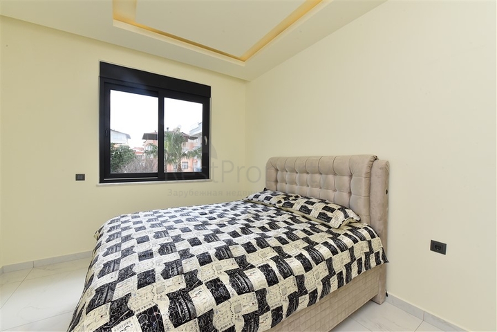 ضمن مجمع فاخر -في موقع استراتيجي - شقة 2 غرفة وصالة -  مركز الانيا 