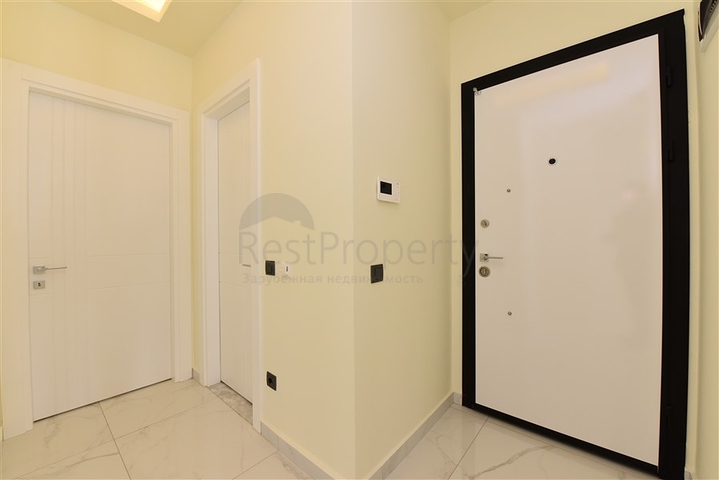 ضمن مجمع فاخر -في موقع استراتيجي - شقة 2 غرفة وصالة -  مركز الانيا 