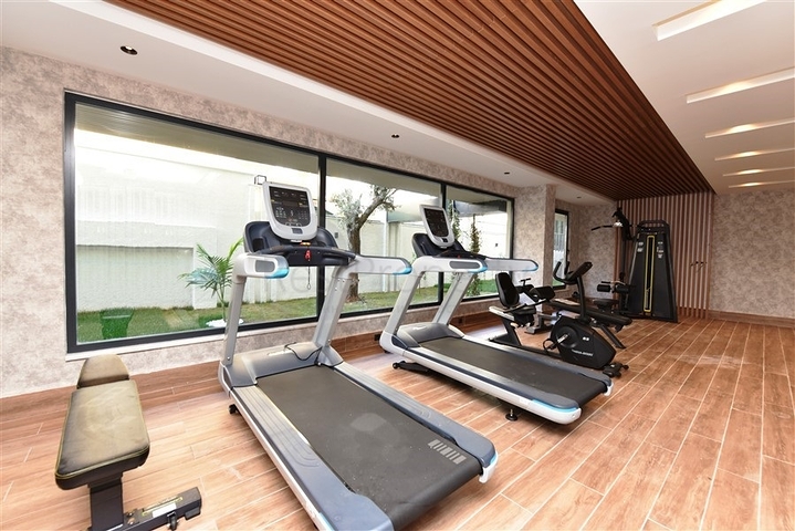 ضمن مجمع فاخر -في موقع استراتيجي - شقة 2 غرفة وصالة -  مركز الانيا 