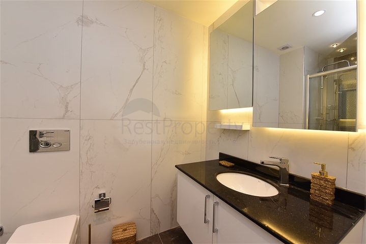 ضمن مجمع فاخر -في موقع استراتيجي - شقة 2 غرفة وصالة -  مركز الانيا 