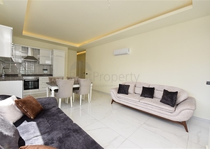 ضمن مجمع فاخر -في موقع استراتيجي - شقة 2 غرفة وصالة -  مركز الانيا 