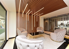 ضمن مجمع فاخر -في موقع استراتيجي - شقة 2 غرفة وصالة -  مركز الانيا 