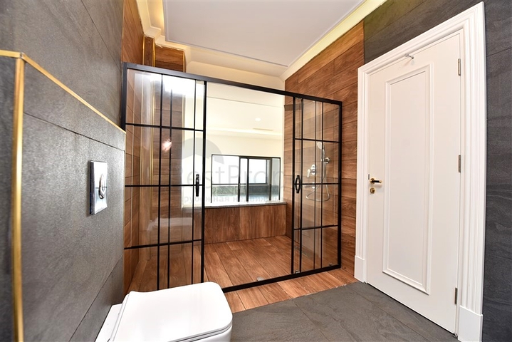 للباحثين عن التميز والفخامة - فيلا قيد الانشاء بموقع ومواصفات عالية - في كارجي جاك / الانيا 