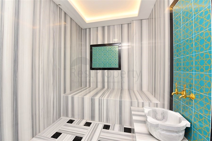 للباحثين عن التميز والفخامة - فيلا قيد الانشاء بموقع ومواصفات عالية - في كارجي جاك / الانيا 