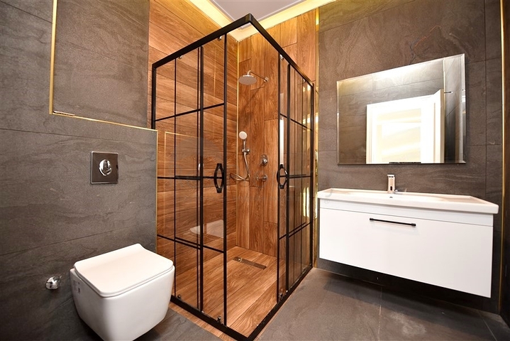 للباحثين عن التميز والفخامة - فيلا قيد الانشاء بموقع ومواصفات عالية - في كارجي جاك / الانيا 