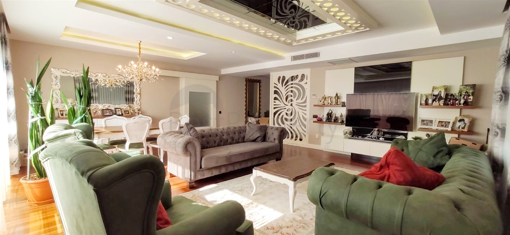 شقة مريحة 4 + 1 في أونجالي أنطاليا