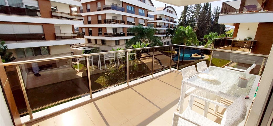 شقة مريحة 4 + 1 في أونجالي أنطاليا