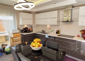 شقة مريحة 4 + 1 في أونجالي أنطاليا