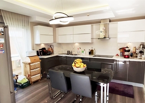 شقة مريحة 4 + 1 في أونجالي أنطاليا