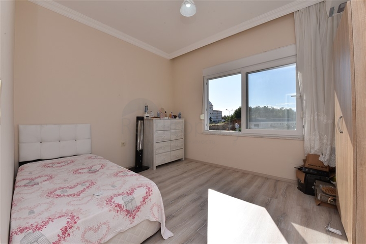 شقة غرفتين وصالة - مطبخ منفصل - بناء جديد -في منطقة اكورجلار  / الانيا 