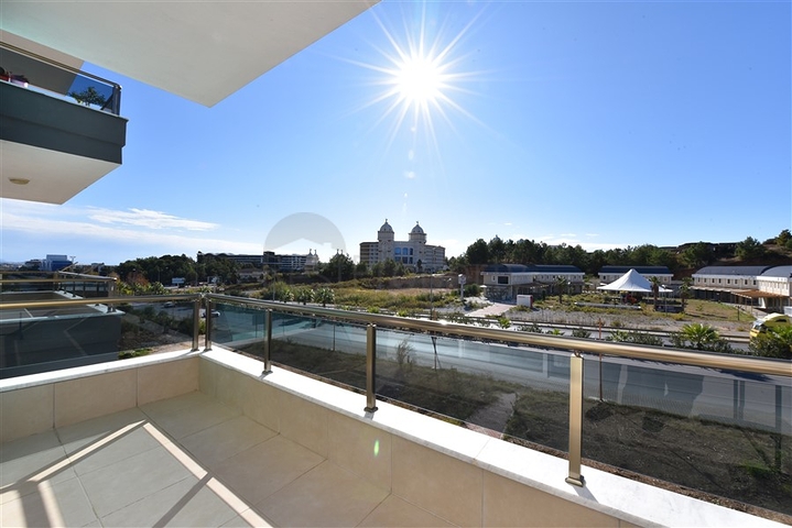 شقة غرفتين وصالة - مطبخ منفصل - بناء جديد -في منطقة اكورجلار  / الانيا 