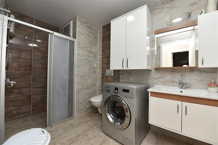 شقة غرفتين وصالة - مطبخ منفصل - بناء جديد -في منطقة اكورجلار  / الانيا 