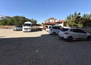 شقة غرفتين وصالة - مطبخ منفصل - بناء جديد -في منطقة اكورجلار  / الانيا 