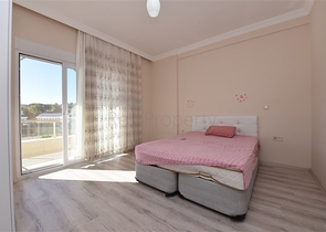 شقة غرفتين وصالة - مطبخ منفصل - بناء جديد -في منطقة اكورجلار  / الانيا 