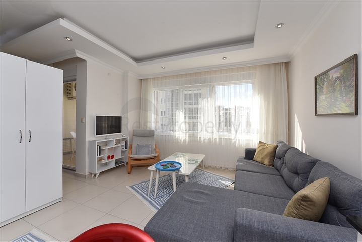 مناسب للعطلات - استديو مفروش وبتصميم انيق - ضمن مجمع يضم كافة الخدمات في افسلار / الانيا 