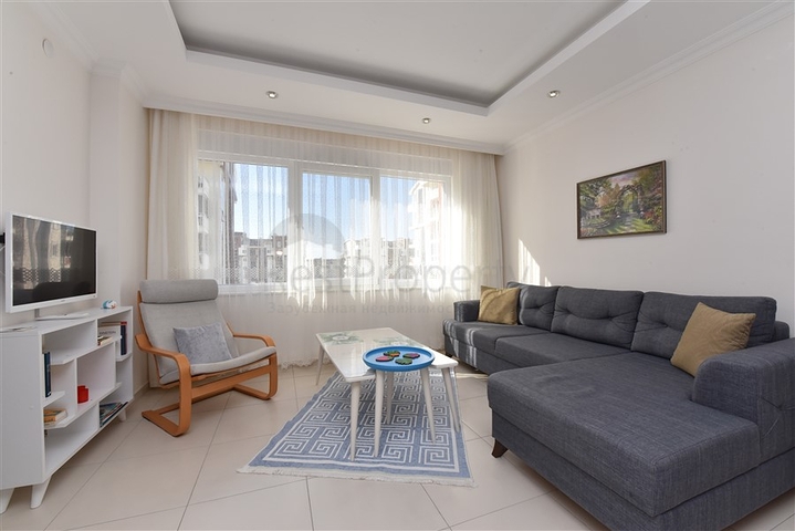 مناسب للعطلات - استديو مفروش وبتصميم انيق - ضمن مجمع يضم كافة الخدمات في افسلار / الانيا 