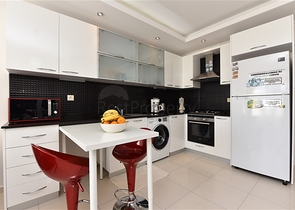 مناسب للعطلات - استديو مفروش وبتصميم انيق - ضمن مجمع يضم كافة الخدمات في افسلار / الانيا 