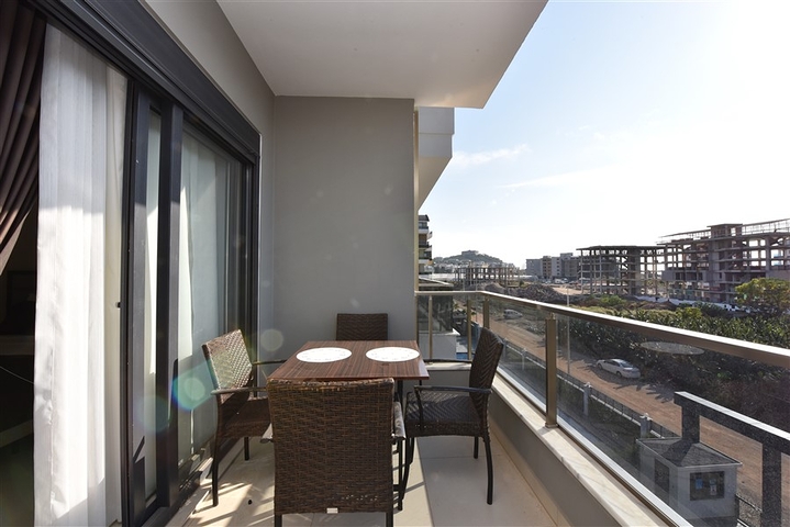 شقة غرفة وصالة قريبة من البحر - ضمن مجمع سكني حديث فاخر - في كارجي جاك / الانيا 