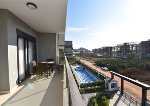 شقة غرفة وصالة قريبة من البحر - ضمن مجمع سكني حديث فاخر - في كارجي جاك / الانيا 