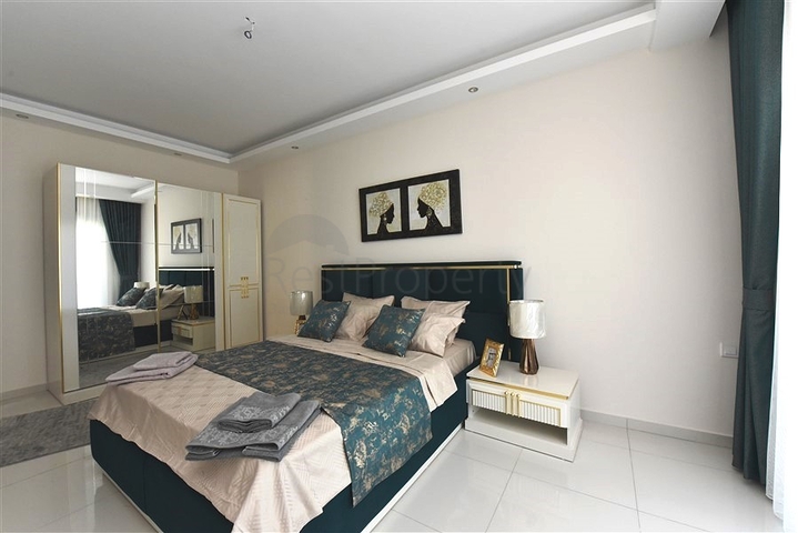 ضمن مجمع سكني حديث - قريب من البحر - شقة غرفتين وصالة في منطقة كارجي جاك / الانيا 