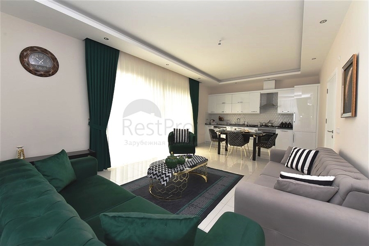 ضمن مجمع سكني حديث - قريب من البحر - شقة غرفتين وصالة في منطقة كارجي جاك / الانيا 