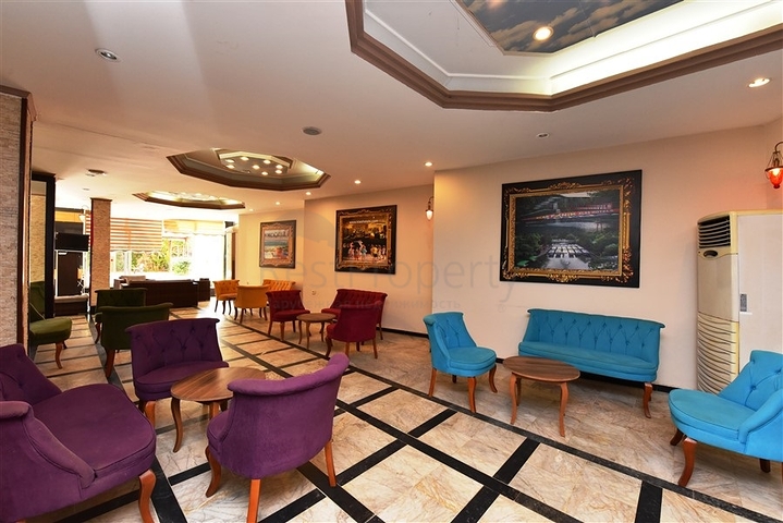 فندق للبيع - على البحر مباشرة - في مهموتلار / الانيا 