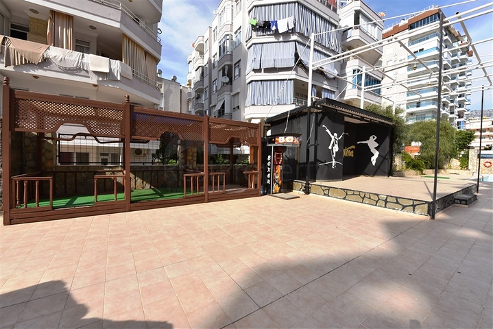 فندق للبيع - على البحر مباشرة - في مهموتلار / الانيا 