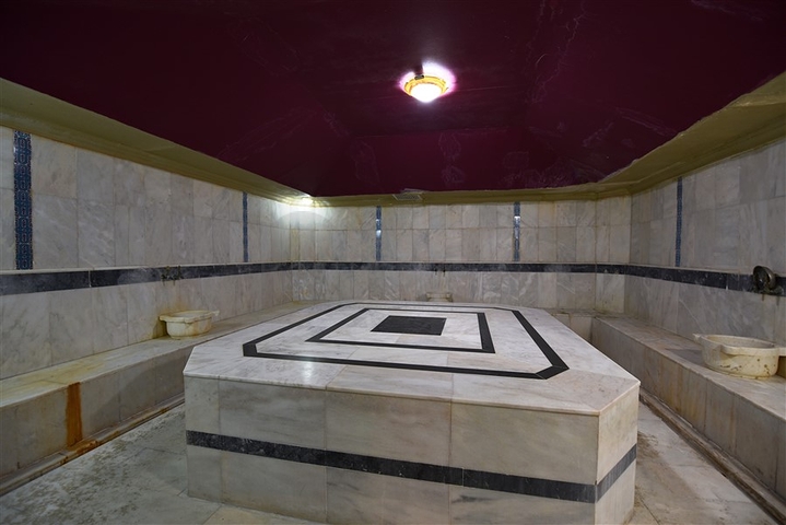 فندق للبيع - على البحر مباشرة - في مهموتلار / الانيا 