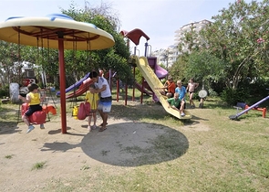 فندق للبيع - على البحر مباشرة - في مهموتلار / الانيا 