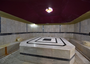 فندق للبيع - على البحر مباشرة - في مهموتلار / الانيا 