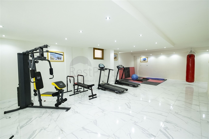 شقة بغرفة نوم واحدة مع أثاث في ليمان كونيالتي