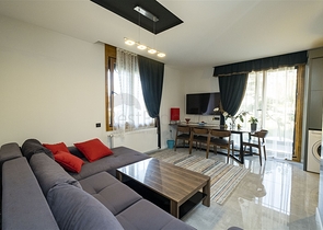 شقة بغرفة نوم واحدة مع أثاث في ليمان كونيالتي