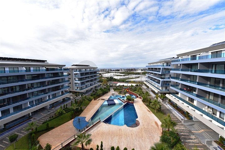 اطلالة بحر - مجمع فاخر - خدمات 5 نجوم - شقة 1+1 - في كارجي جاك / الانيا 