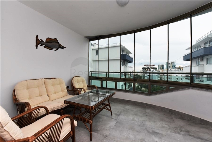 شقة سكنية فاخرة - 2  غرفة وصالة -مفروشة - ضمن مجمع سكني جديد -في مهموتلار / الانيا 