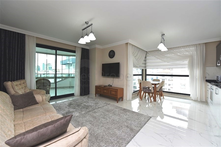 شقة سكنية فاخرة - 2  غرفة وصالة -مفروشة - ضمن مجمع سكني جديد -في مهموتلار / الانيا 