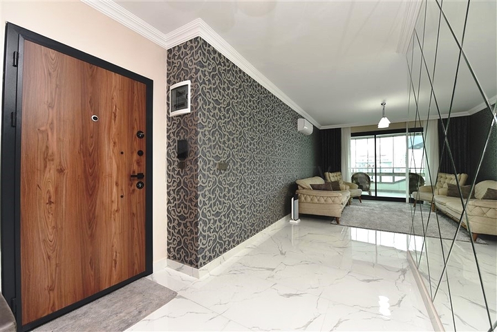 شقة سكنية فاخرة - 2  غرفة وصالة -مفروشة - ضمن مجمع سكني جديد -في مهموتلار / الانيا 