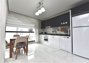 شقة سكنية فاخرة - 2  غرفة وصالة -مفروشة - ضمن مجمع سكني جديد -في مهموتلار / الانيا 