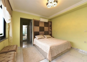 شقة سكنية فاخرة - 2  غرفة وصالة -مفروشة - ضمن مجمع سكني جديد -في مهموتلار / الانيا 