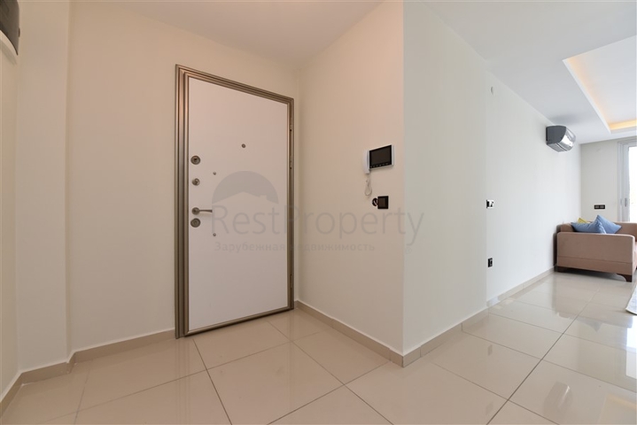 دوبلكس ارضية - تصميم غرفتين وصالة - ضمن مجمع يضم كافة الخدمات في كاستل / الانيا 