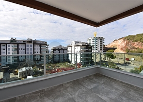 اطلالة مفتوحة على الغابة - شقة 2 غرفة وصالة - ضمن مجمع حديث -في كارجي جاك / الانيا 