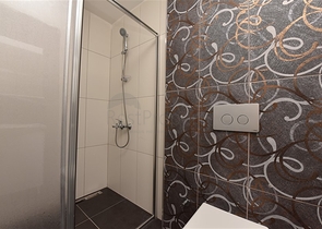 اطلالة مفتوحة على الغابة - شقة 2 غرفة وصالة - ضمن مجمع حديث -في كارجي جاك / الانيا 